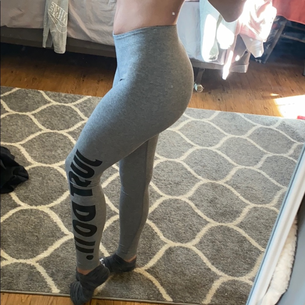 Nike leggings